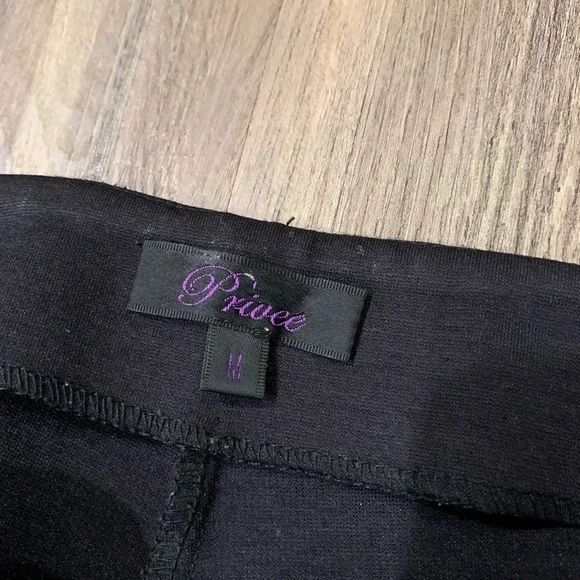 Beautiful pants - Picture 2 of 6